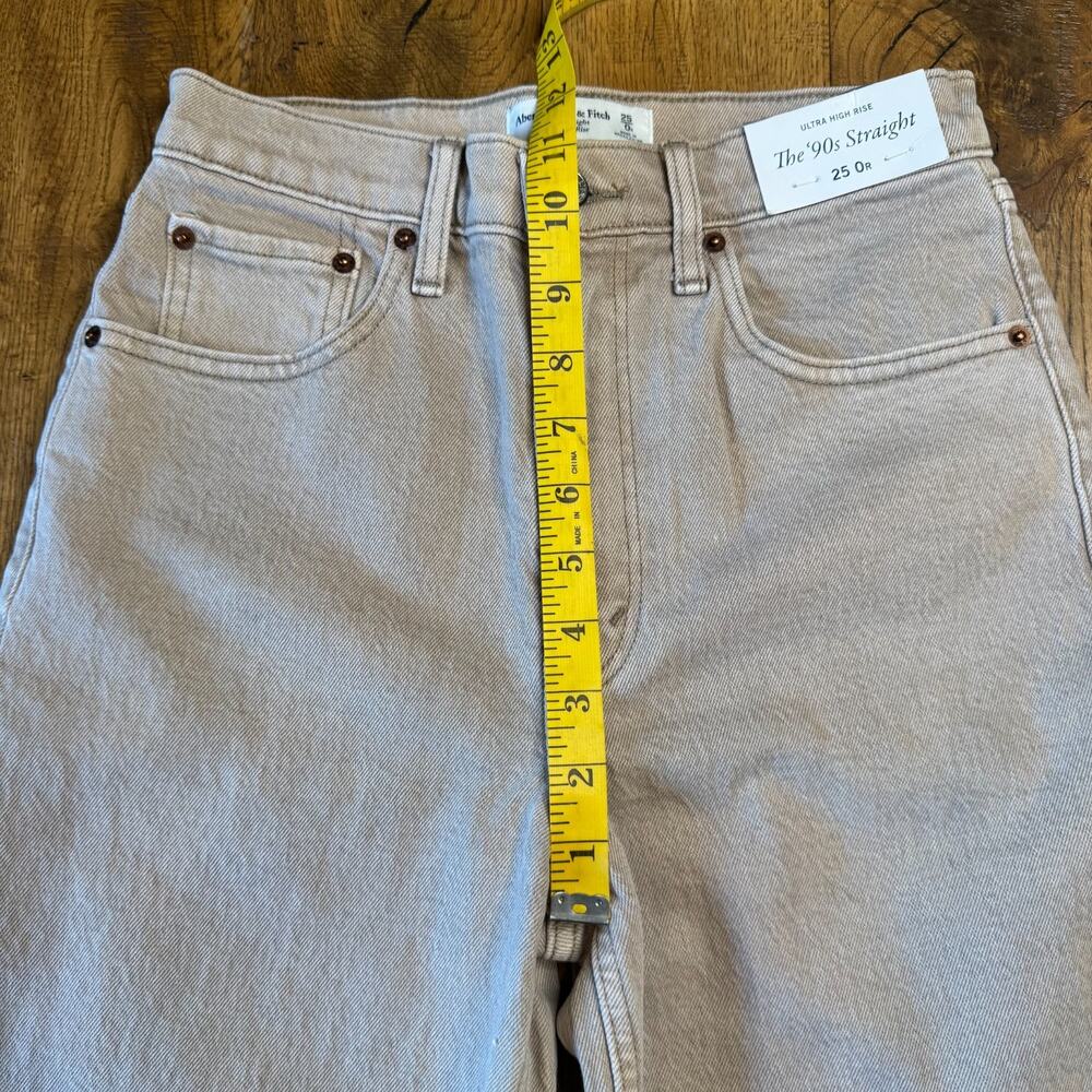 NWT Abercrombie & Fitch 90s Straight Ultra High Rise Jeans Sand Stone Beige 25/0 - Picture 5 of 9